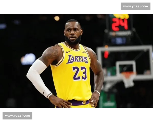 詹姆斯或签两年顶薪续约湖人！父子三人同台历史性时刻进入倒计时